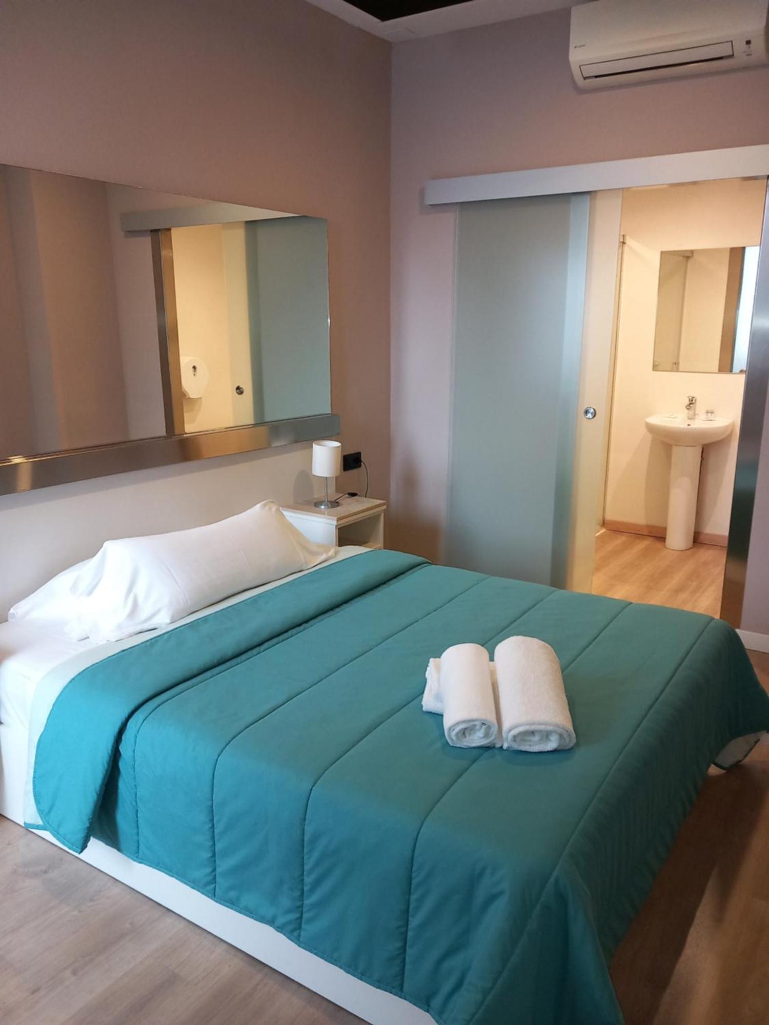 Aparthotel Montcada Eksteriør bilde